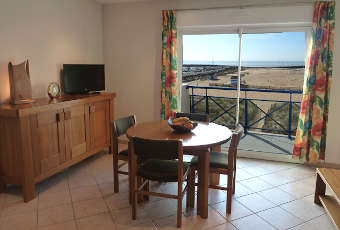 Roquechelle Appartement Face A La Mer Pres De La Rochelle Appartement De Vacances A Chatelaillon Plage